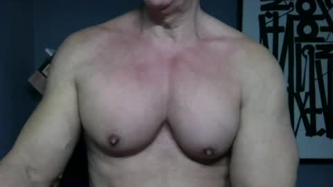 Snapshot of bgdkmuscleguy chatting on June 25, 6:12 pm BGDKMUSCLEGUY - SELECTED BY CHATURBATE AS A TOP BROADCASTER FOR 2023 online show from June 25, 6:12 pm