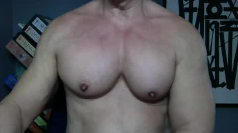 Snapshot of bgdkmuscleguy chatting on July 29, 6:28 pm BGDKMUSCLEGUY - SELECTED BY CHATURBATE AS A TOP BROADCASTER FOR 2023 online show from July 29, 6:28 pm
