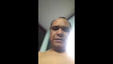 Snapshot of bggerardo820208 chatting on October 20, 12:16 pm Masturbator 3000 online show from October 20, 12:16 pm