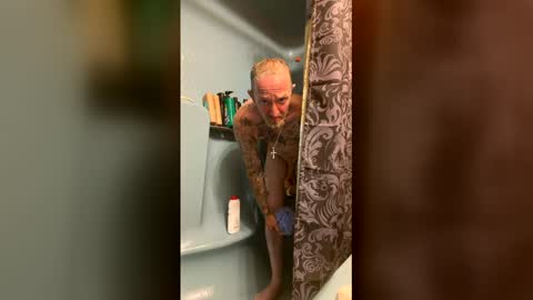 bharv69926743 online show from March 13, 8:59 pm