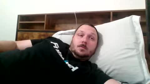 Snapshot of bhines5791 chatting on February 23, 7:33 am hines5791 online show from February 23, 7:33 am