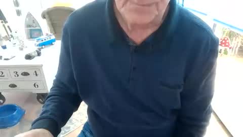 Manfred online show from January 15, 10:53 am