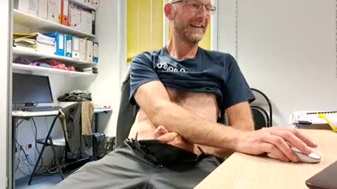My name is David and if you like public exhibitions you wont be disappointed with me LoL - My favorite vibes is 44  online show from June 15, 4:42 pm