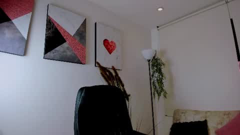 Bianca  online show from July 1, 11:56 am