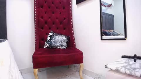 Snapshot of bianca_antonelli chatting on December 30, 9:08 pm Bianca Antonelli online show from December 30, 9:08 pm