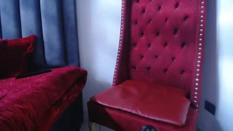 Bianca Antonelli online show from January 17, 12:43 pm