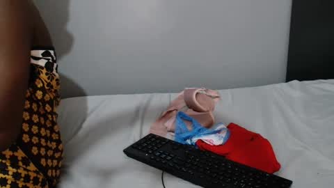 Snapshot of bianca_lue chatting on July 20, 12:07 pm bianca baby online show from July 20, 12:07 pm