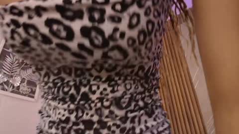 biancaa__18 online show from April 28, 7:30 pm