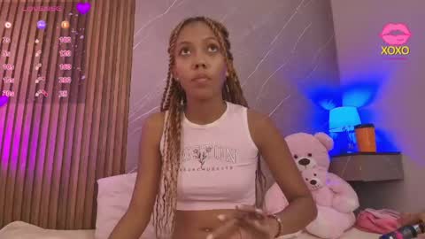 biancaa__18 online show from May 2, 7:41 pm
