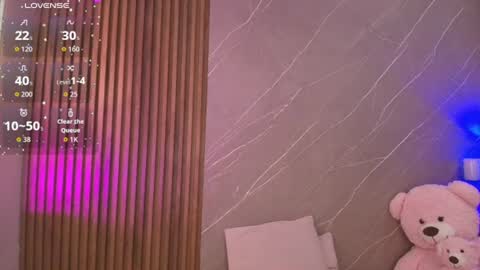 biancaa__18 online show from June 13, 7:34 pm