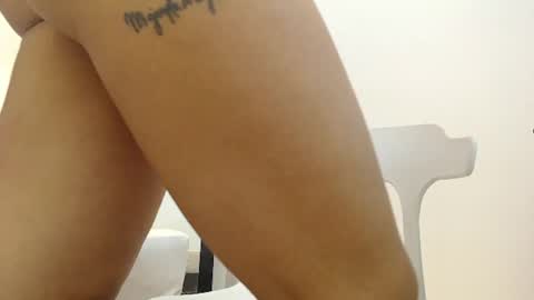 Snapshot of biancadollx chatting on July 7, 2:54 pm biancadollx online show from July 7, 2:54 pm