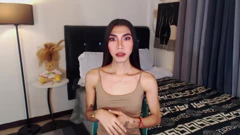 biancahugedick online show from April 30, 2:18 am