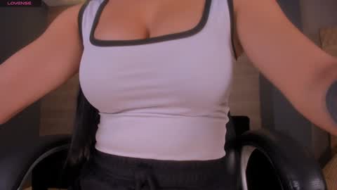 Bianca Pierce online show from January 17, 11:49 am