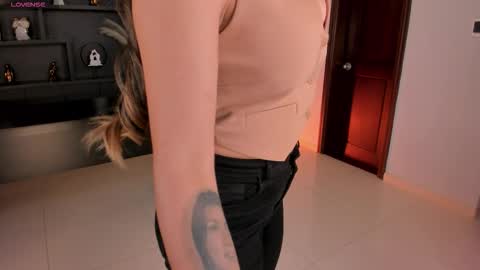 Bianca Pierce online show from October 20, 12:05 pm