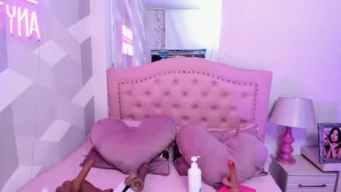 Snapshot of biancashermann chatting on July 5, 7:43 pm Bianca online show from July 5, 7:43 pm