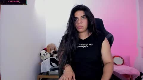 Snapshot of biancastrongg chatting on November 27, 2:08 pm Biancastrong.. IGThebiancastrong online show from November 27, 2:08 pm