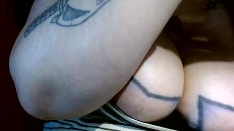 Snapshot of bianka_star_ chatting on July 16, 10:38 pm bianca online show from July 16, 10:38 pm