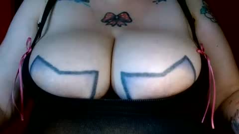 Snapshot of bianka_star_ chatting on July 20, 10:56 pm bianca online show from July 20, 10:56 pm