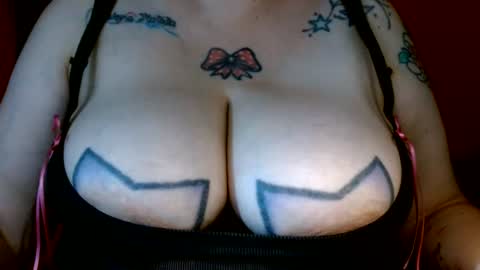 Snapshot of bianka_star_ chatting on July 22, 2:31 pm bianca online show from July 22, 2:31 pm
