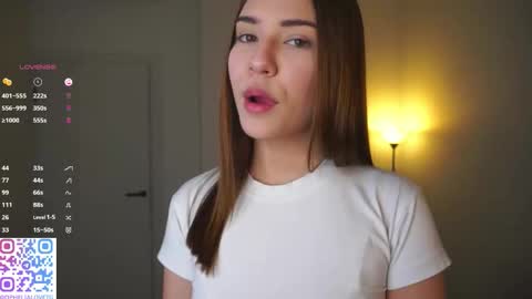 Ophelia online show from November 24, 6:51 pm