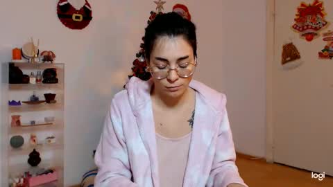 Snapshot of bibitina chatting on December 15, 5:06 pm innasugarwild online show from December 15, 5:06 pm