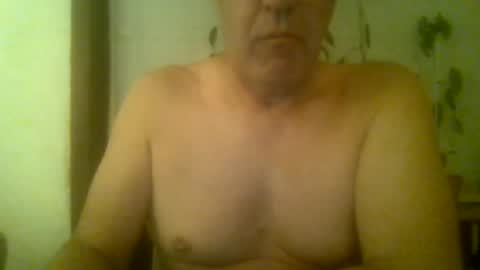 Snapshot of bieben1985 chatting on July 5, 8:49 pm Ben online show from July 5, 8:49 pm