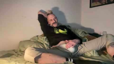 biffpowbang online show from February 14, 4:09 am