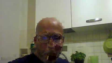 Snapshot of big23italy chatting on June 14, 12:07 pm big23italy online show from June 14, 12:07 pm