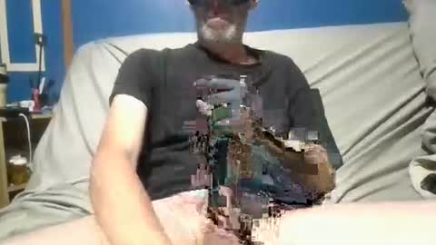 Snapshot of big9inchsnake chatting on December 3, 7:12 pm big9inchsnake online show from December 3, 7:12 pm