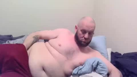 Snapshot of big_balls_1232 chatting on December 17, 7:58 am big_balls_1232 online show from December 17, 7:58 am