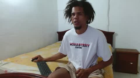 Snapshot of big_boy_lee chatting on September 9, 9:47 pm Camilo online show from September 9, 9:47 pm