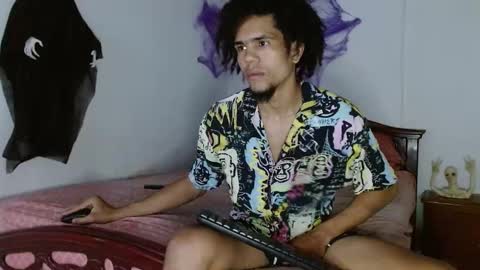 Snapshot of big_boy_lee chatting on October 17, 10:01 pm Camilo online show from October 17, 10:01 pm