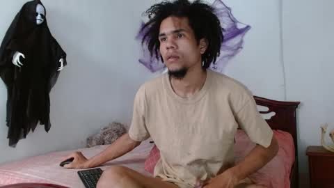 Snapshot of big_boy_lee chatting on October 25, 6:57 pm Camilo online show from October 25, 6:57 pm