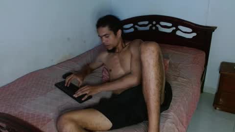 Snapshot of big_boy_lee chatting on November 23, 3:50 am Camilo online show from November 23, 3:50 am