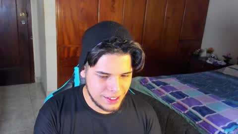 Logan Sprouse online show from November 17, 7:30 pm