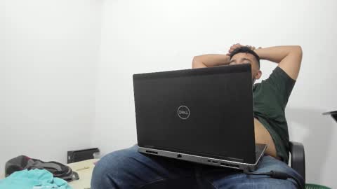 Tommy online show from December 16, 1:32 am