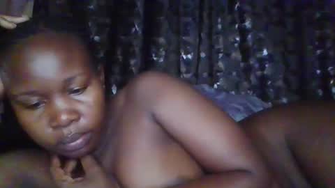 Snapshot of big_diva chatting on November 24, 12:21 am big_diva online show from November 24, 12:21 am