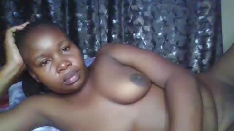 Snapshot of big_diva chatting on December 15, 7:18 pm big_diva online show from December 15, 7:18 pm