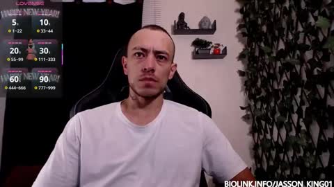 Snapshot of big_master26 chatting on December 16, 11:59 am Jasson online show from December 16, 11:59 am