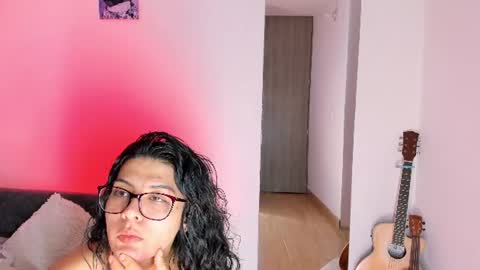 Snapshot of bigass4daddyan chatting on July 28, 12:01 pm Ann online show from July 28, 12:01 pm