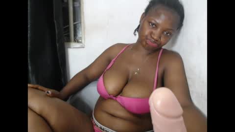 Snapshot of bigassdrip chatting on May 19, 1:56 am bigassdrip online show from May 19, 1:56 am