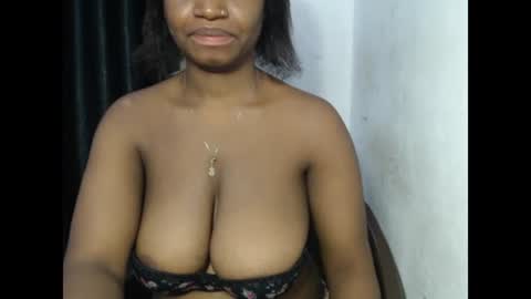 Snapshot of bigassdrip chatting on June 11, 7:34 pm bigassdrip online show from June 11, 7:34 pm