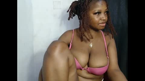 Snapshot of bigassdrip chatting on July 18, 3:05 pm bigassdrip online show from July 18, 3:05 pm