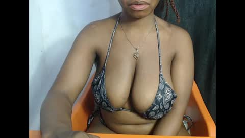 Snapshot of bigassdrip chatting on July 29, 12:42 am bigassdrip online show from July 29, 12:42 am