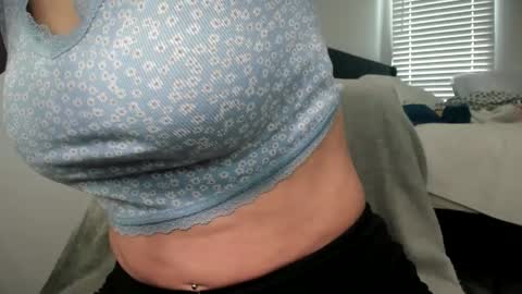 bigb00tijudy online show from October 7, 5:10 pm