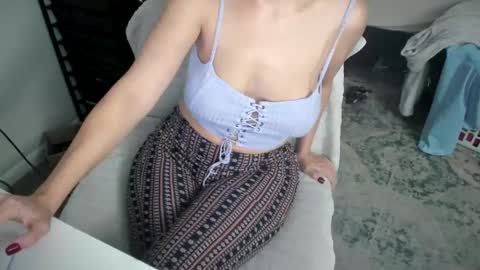 bigb00tijudy online show from November 10, 3:00 pm