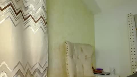 bigbaby004 online show from December 15, 7:18 pm