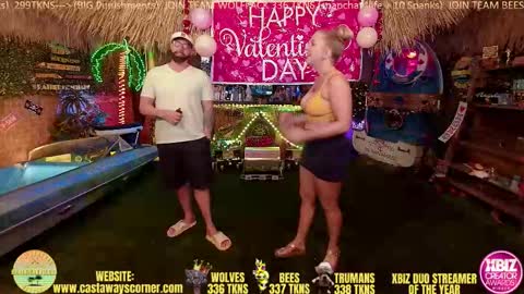 Snapshot of bigbananamilfshake chatting on February 16, 5:25 am Mya and Angelo online show from February 16, 5:25 am