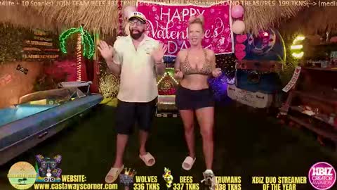 Snapshot of bigbananamilfshake chatting on March 3, 5:24 am Mya and Angelo online show from March 3, 5:24 am