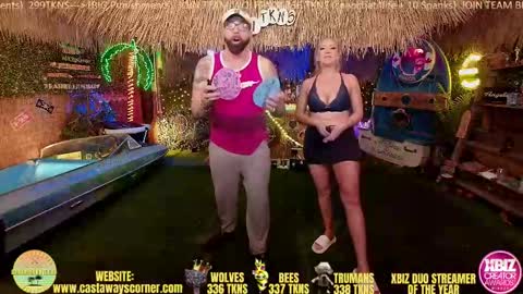 Snapshot of bigbananamilfshake chatting on March 15, 4:51 am Mya and Angelo online show from March 15, 4:51 am